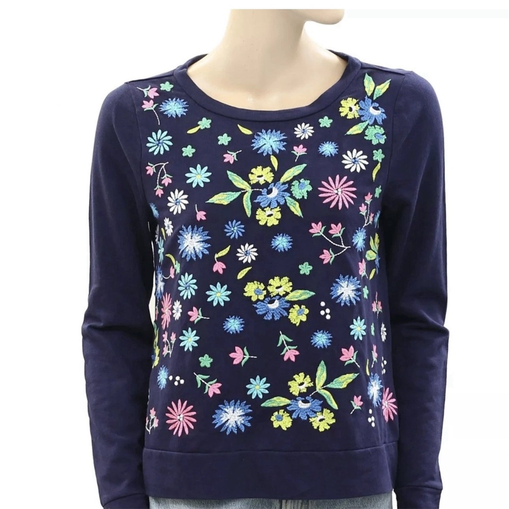 Lilly Pulitzer Rami Navy Sweatshirt with Floral Embroidery NWT - Picture 2 of 8